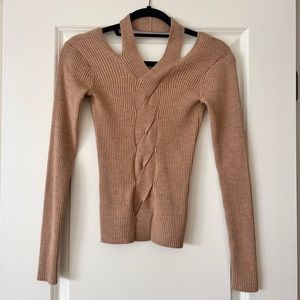 Long sleeve light sweater